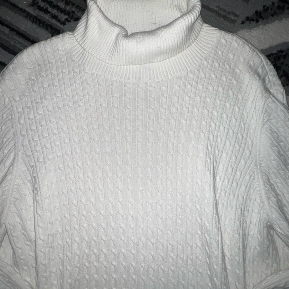 Lands' End Women's Classic White Turtleneck Sweater - Picture 3 of 4